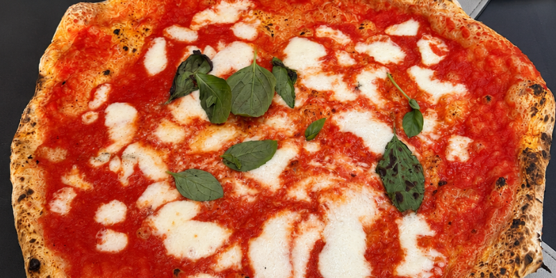 pizza-antica-pizzeria-da-michele-forfaiterie.png
